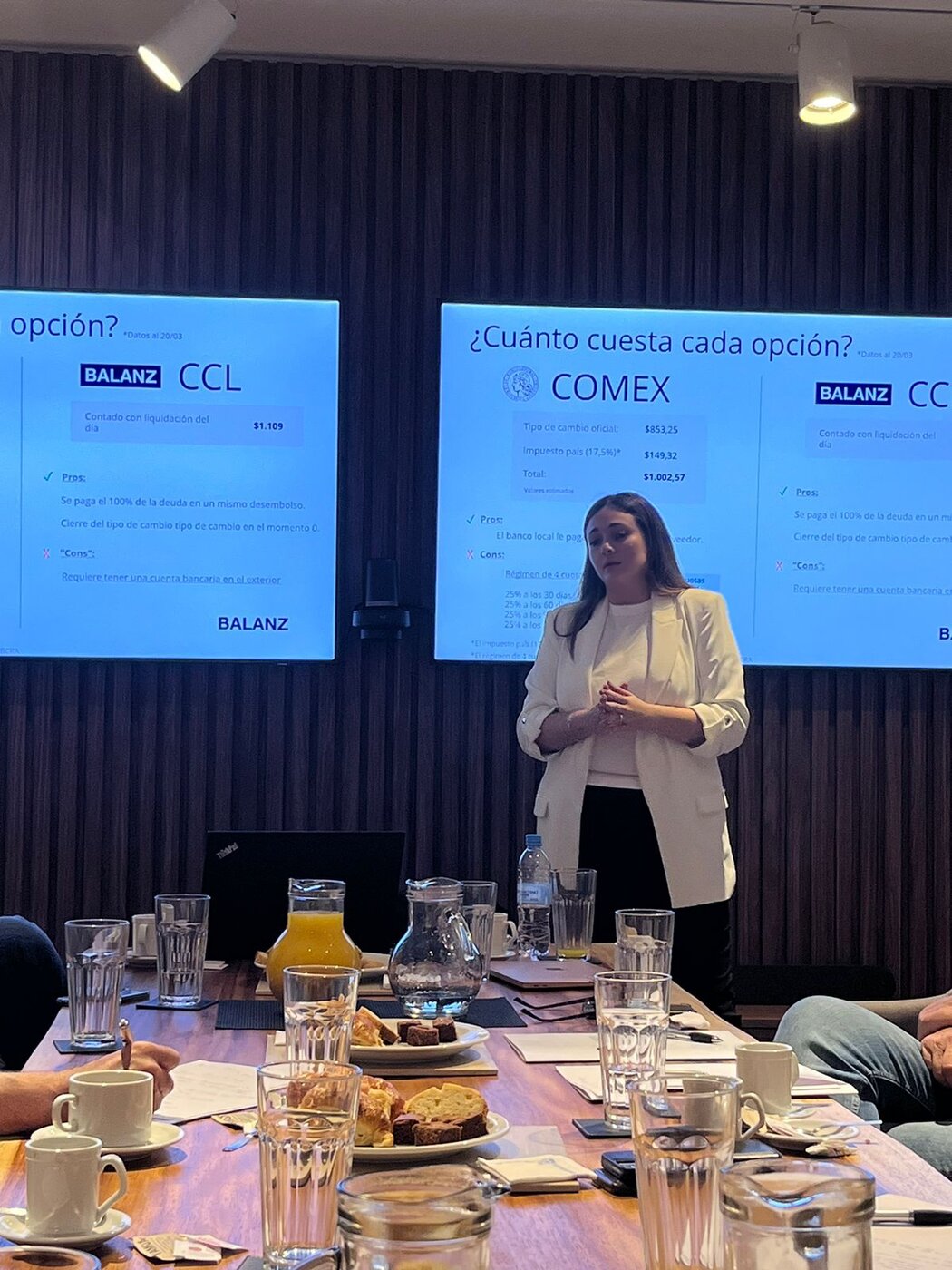 Dra. Mulki Nader disertando en jornada Balanz 2024 sobre CCL y COMEX